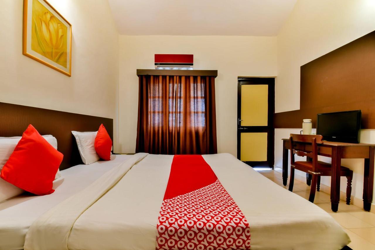 Senhor Angelo Resort Goa Калангут Экстерьер фото